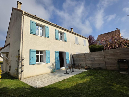 Ecouen  324 000 €
