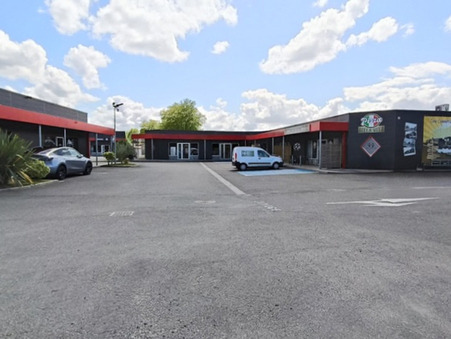 Local commercial 94 000 €  sur Étauliers (33820) - Réf. 11_5495
