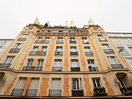 PARIS 18EME ARRONDISSEMENT  490 000 €