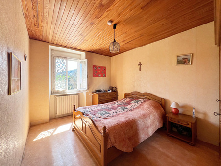 A vendre maison La Versanne 42220; 149 000 € 