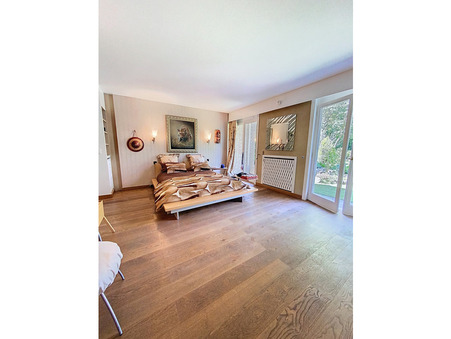 A vendre maison Cambrai 59400; 743 000 €