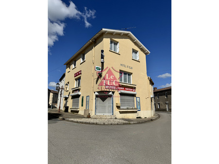 Courlay 20 000 €