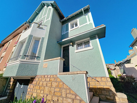 Nancy  348 000 €