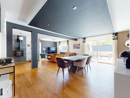 Goven  438 900 €