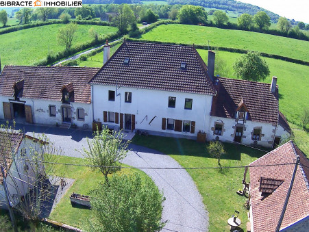 LA COMELLE  495 000 €