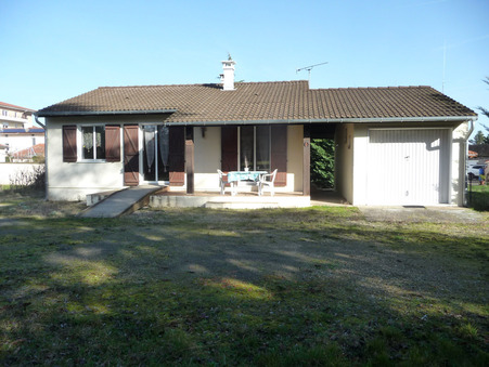 Savigneux  230 500 €