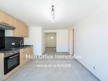 Meyreuil  210 000 €