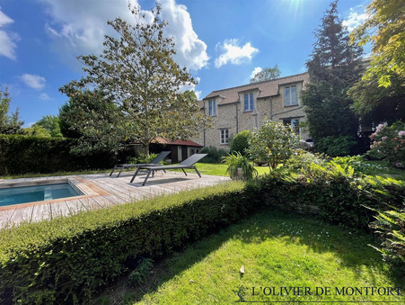 Montfort l amaury  835 000 €