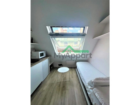 PARIS 4EME ARRONDISSEMENT  590 €