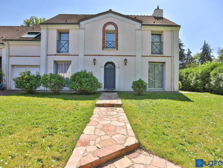 Villiers saint frederic  549 000 €