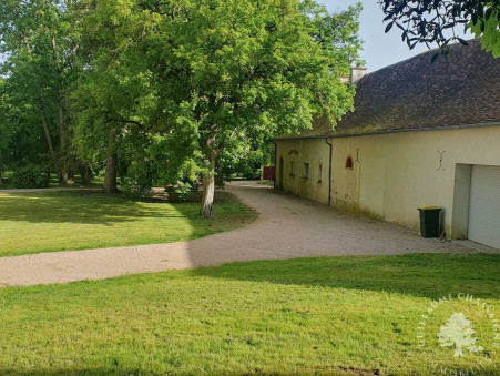 Vente maison 650 000 €  Bourges