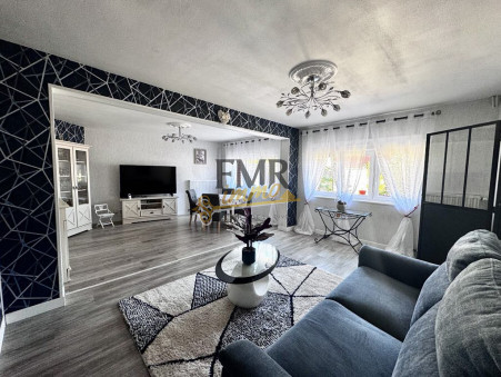 Saint-Pierre-sur-Dives  225 000 €