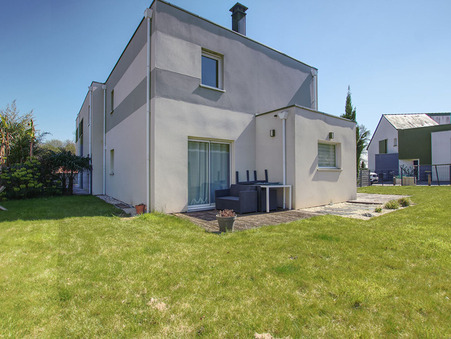 La meziere  322 000 €