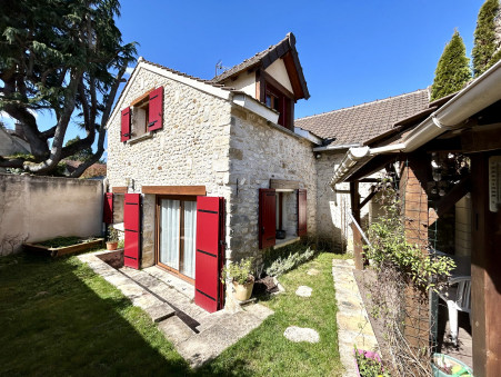 CELY  264 000 €
