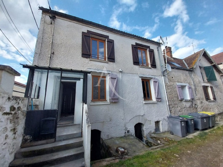 Oinville sur montcient  222 000 €