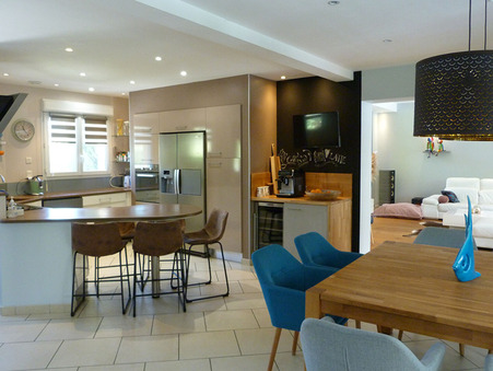 Vente maison 372 600 € Livre la Touche