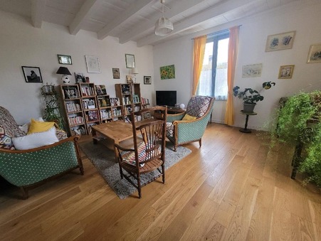MAZERAY  148 000 €