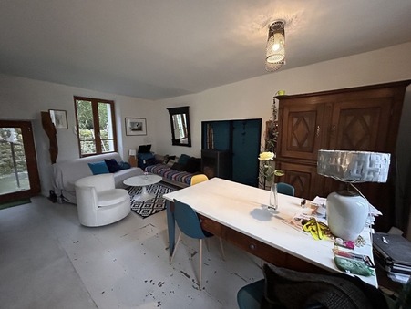 AUBUSSON  120 000 €