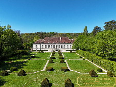 Castle € 986 000  sur Chaumont (52000) - Réf. 304