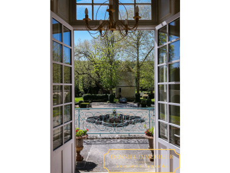 Chateau 986 240 € Réf. 304 Chaumont