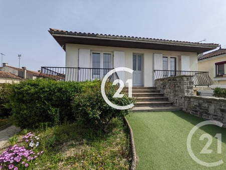 Cognac  186 600 €