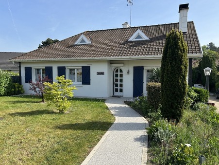 CAMIERS  457 600 €