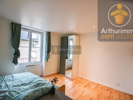Brest  360 €
