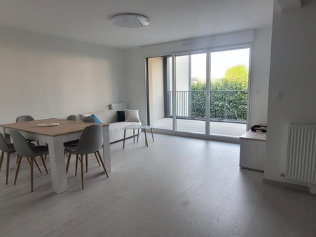 Combourg  730 €