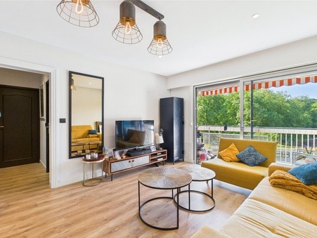 ANGLET  330 000 €