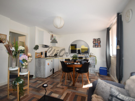Saint-Jean-de-Losne  480 €