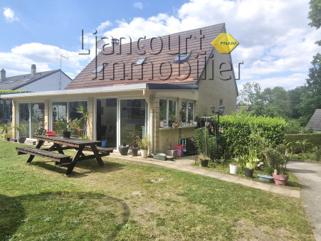 ANGICOURT  295 000 €