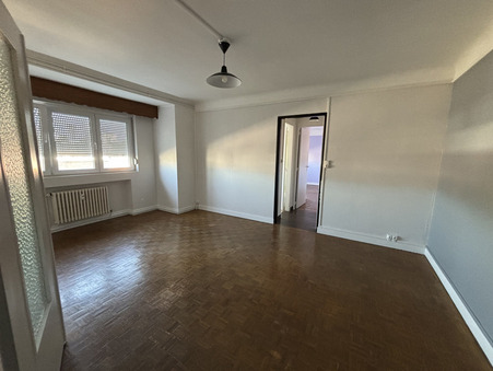 Maubeuge  585 €