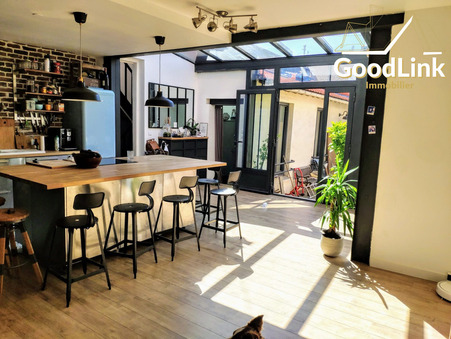 Aubervilliers  760 000 €