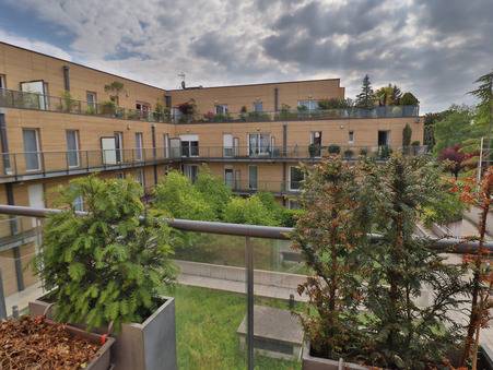 Troyes  350 000 €