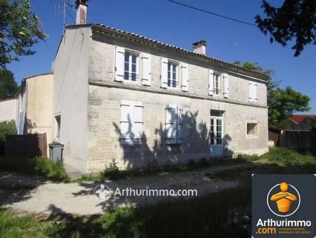 Matha  127 800 €