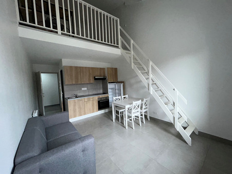 Saint Étienne  490 €