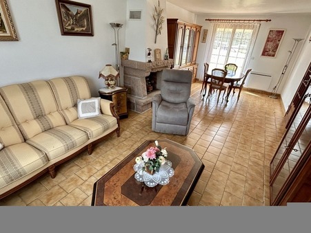 SAINT QUAY PERROS  311 250 €