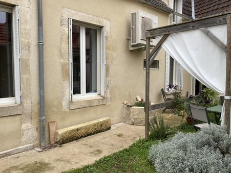 SAINT AMAND MONTROND  117 000 €