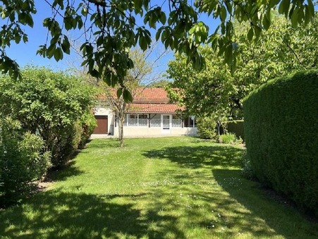 CHEF BOUTONNE  127 650 €