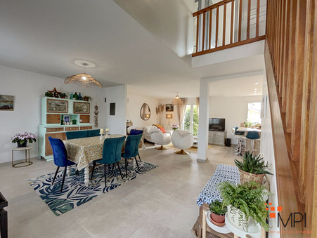 Saint gilles  439 875 €
