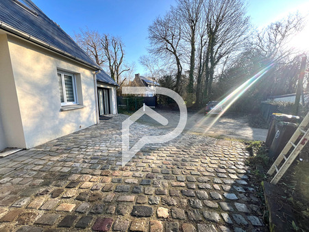 Landevant  367 500 €