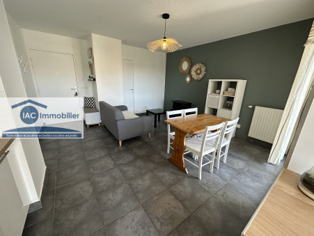 PIERRE BENITE  800 €