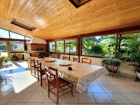 Maison sur Simandre ; 363 000 €  ; Achat Réf. 4827