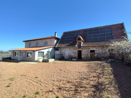 Coutouvre  385 000 €