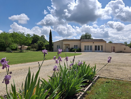 Maison | VILLEREAL | 443080 € | 7 Pièces | 5 Chambres | 178 m²