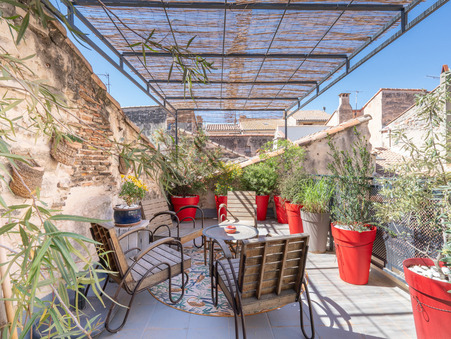 Arles  460 000 €