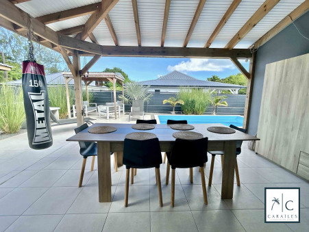 Maison sur Saint-Francois ; 599 900 €  ; A vendre Réf. CAR165