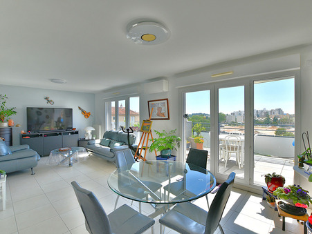 La Garde  441 000 €