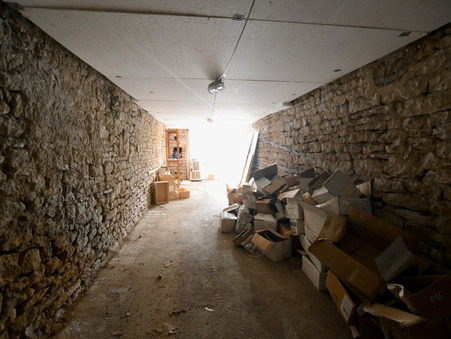 Parking 29 000 €  Réf. 33_FLIP2025026 L'Isle-sur-Serein