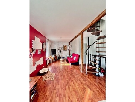 TROYES 98 400 €